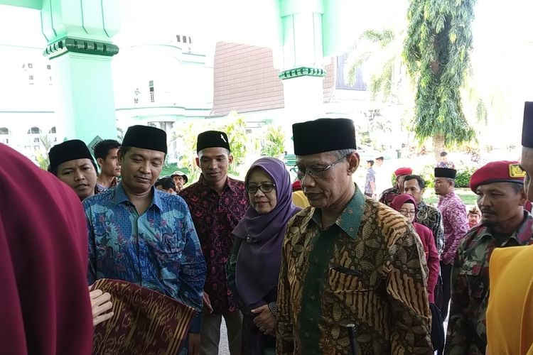 Khaedar Natsir dalam acara Pembukaan Tanwir ke 28  Ikatan Mahasiswa Muhammadiyah