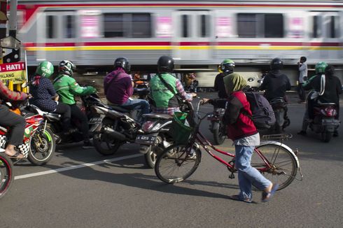 Penyebab Umum Mobil Mogok Saat di Pelintasan Kereta Api