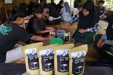 Ada Asa di Setiap Cangkir Kopi Racikan Anak-anak Sekolah Pinggir Hutan