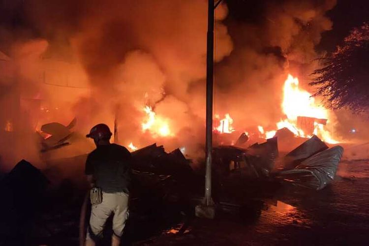 Kebakaran di Pasar Karangketug, Kota Pasuruan, Rabu (4/11/2020).