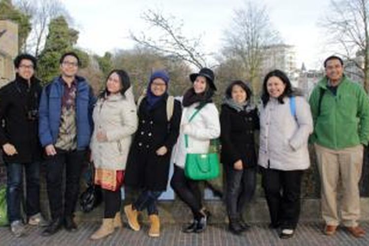 Para pelajar Indonesia usai menghadiri StuNed Day 2015 di KBRI Belanda di Den Haag, Sabtu (7/3/2015). Diplomasi untuk mengangkat keunggulan Indonesia bukan lagi cuma 