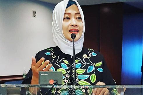 Hari Media Sosial, Fahira Idris: Medsos Bawa Peluang Besar bagi Pelaku Industri Kreatif