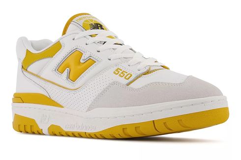 New Balance Bikin Tiga Sneaker 550 Sekaligus