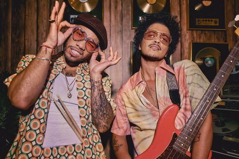 Lirik dan Chord Lagu Smokin Out the Window - Bruno Mars, Anderson Paak, dan Silk Sonic