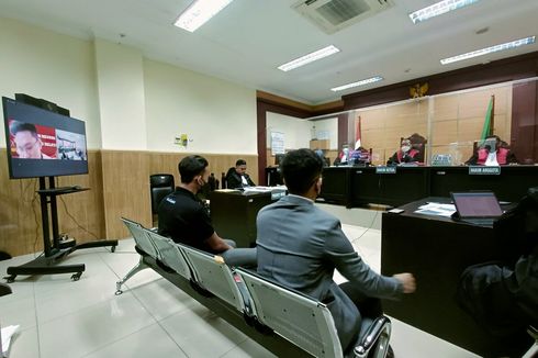 Hakim Ceramahi Saksi dari Kuasa Hukum Indra Kenz: Anda Berhasil 1 Tahun, Tahun Ke-2 Bunuh Diri