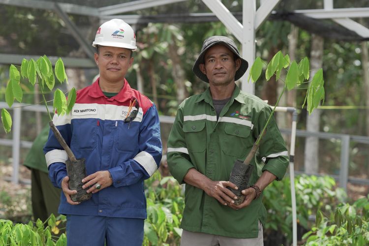PGN raih empat penghargaan CSR berkat program pemberdayaan desa.