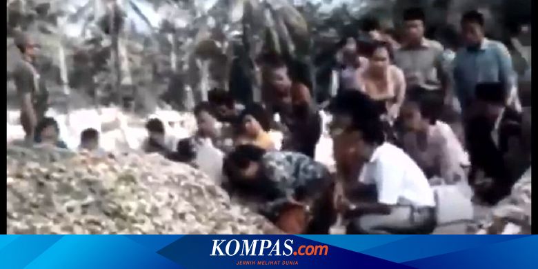Blitar Bumi Bung Karno: Kisah Tanah Pusara yang Gerowong akibat Peziarah (Bagian 2) - Vimarsana News
