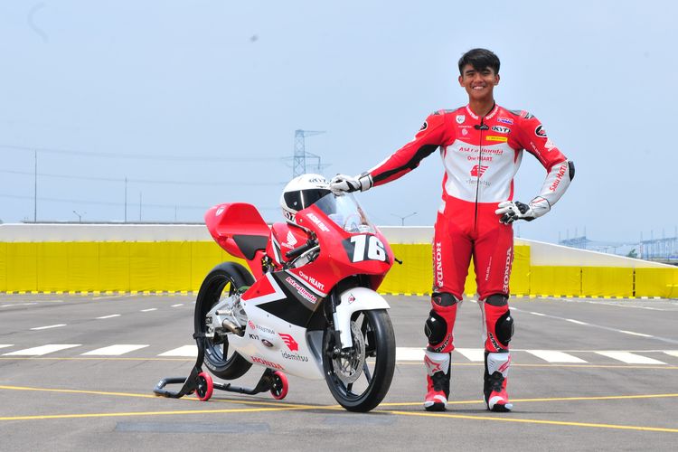 Mario Suryo Aji pebalap Astra Honda Racing Team (AHRT).