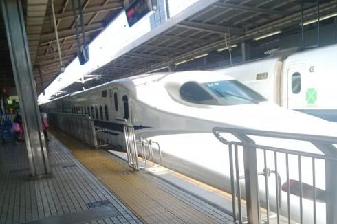 Lelaki Berpisau Lakukan Penyerangan di Atas Kereta Shinkansen