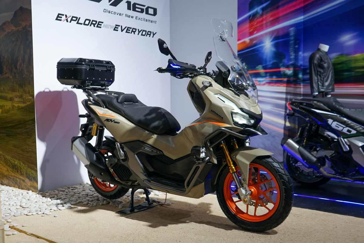 Modifikasi Honda ADV 160 dengan konsep Xplorer