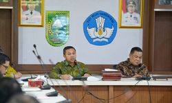 100 Hari Kerja Abdul Wahid-SF Hariyanto, Transformasi Layanan Pendidikan di Riau Dimulai