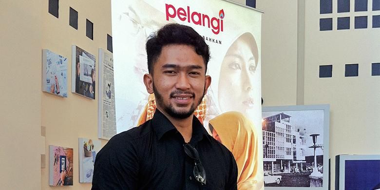 Alfie Alfandy menghadiri acara peluncuran film seri televisi Hijrah Cinta The Series di arena Jakarta Fair Kemayoran 2015, Sabtu (6/6/2015).