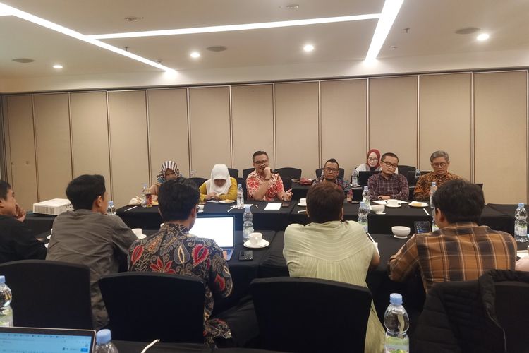 Focus Group Discussion menggagas berbagai program pelatihan adaptasi digital UMKM di Sumedang