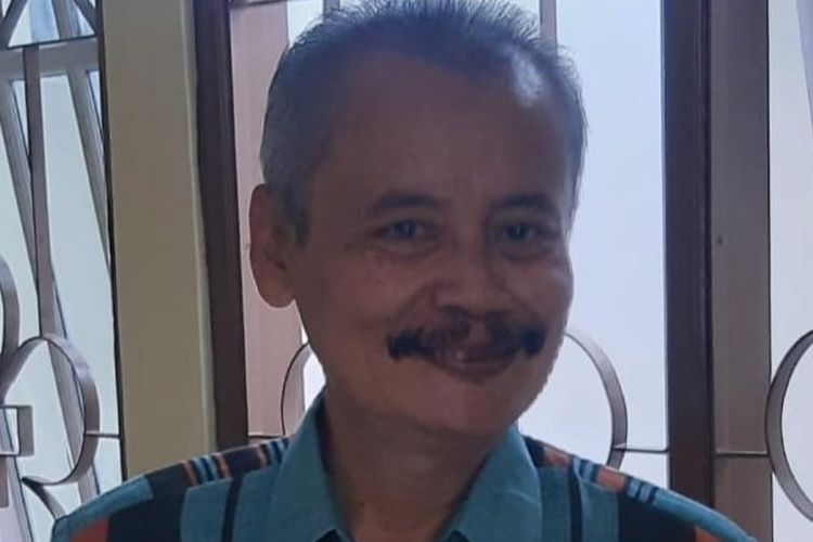 Kepala Disdikbudpora Kabupatem Semarang Sukaton Purnomo