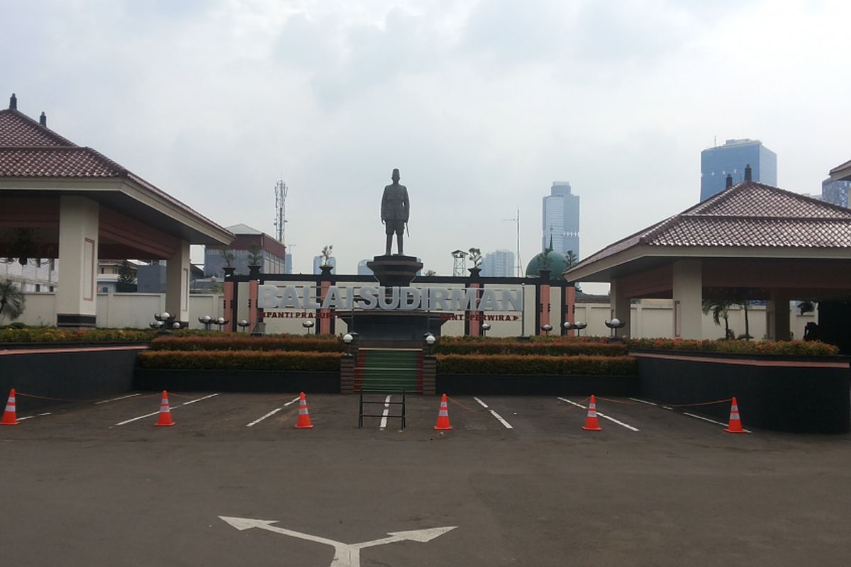 Gedung Balai Sudirman yang berlokasi di Jalan Supomo, Tebet, Jakarta Selatan, Minggu (23/4/2017).