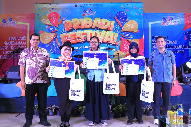 Sekolah Pribadi Bandung kembali menggelar festival sains dan seni bertajuk A Showcase of Talents and Imagination pada 19-23 Februari 2024.

