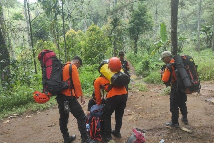 Kronologi Mahasiswa ITB Hilang di Gunung Puntang: Turun Lebih Dulu, tapi Tak Kunjung Kembali