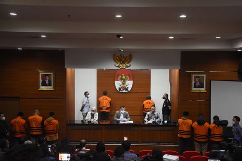 Jadi Tersangka Kasus Suap Bersama Bupati Ade Yasin, 3 PNS Pemkab Bogor Dinonaktifkan