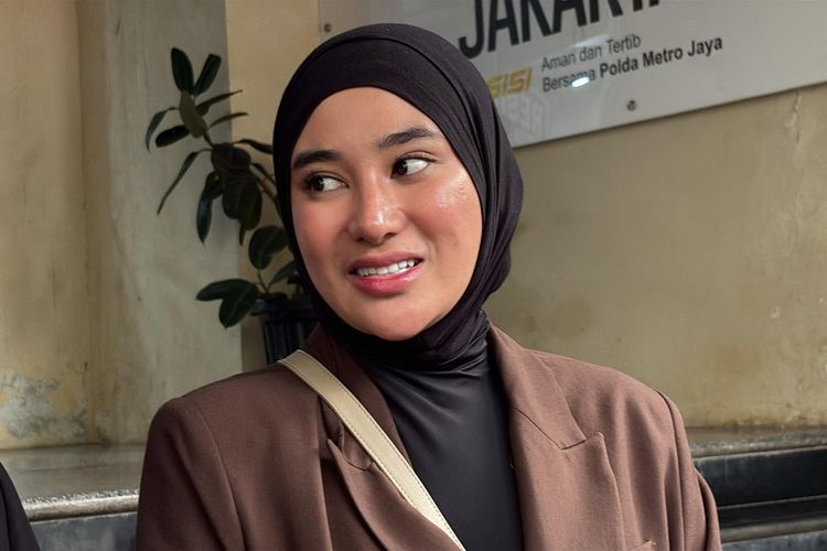 Clara Shinta Bawa Bukti Tambahan Terkait Tudingan Uang Titipan Rp 13 Miliar