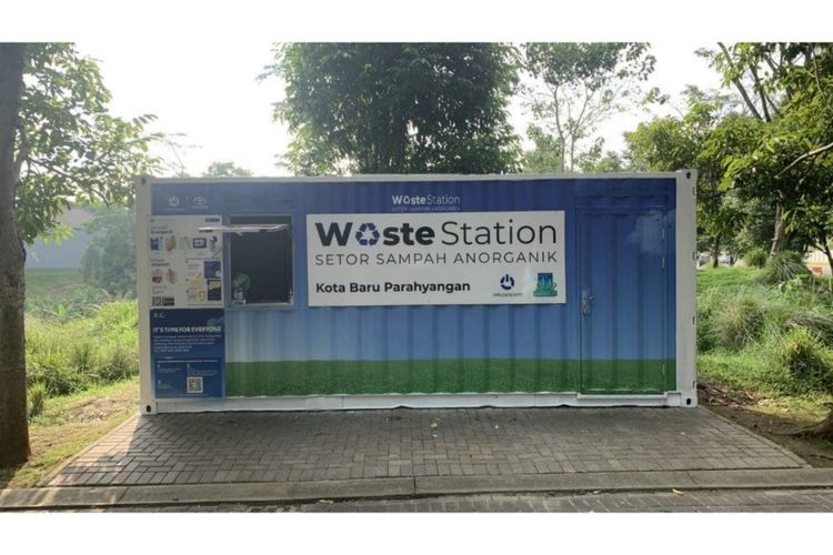 Toyota Waste Station yang terletak di Kota Baru Parahyangan. 