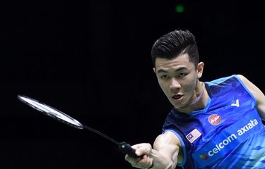 Pebulu tangkis asal Malaysia, Lee Zii Jia, beraksi pada laga Piala Sudirman 2019 di Nanning pada 24 Mei 2019. Lee Zii Jia baru saja memutuskan keluar dari BAM dan kini berstatus pemain independen.