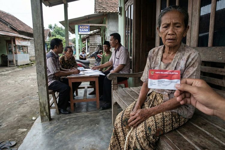 Gus Ipul: Kesalahan Data Bansos Bisa Bikin Orang Miskin Kehilangan Hak