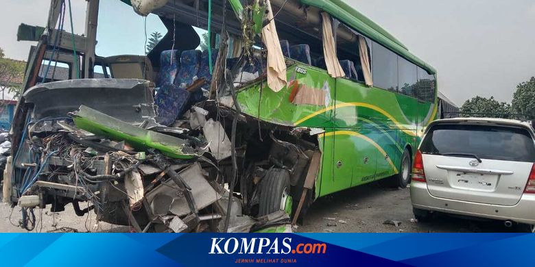 Sopir Mengantuk dan Kecepatan di Atas 100 Km Per Jam