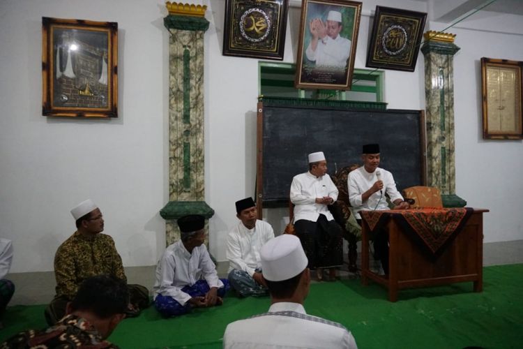 Calon gubernur Jawa Tengah, Ganjar Pranowo, saat di Weleri Kendal. 