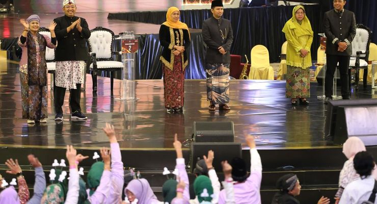 Hasil Survei Litbang Kompas Pilkada Jatim 2024: Khofifah-Emil 52,5 Persen, Risma-Gus Hans 20,9 Persen, Luluk-Lukman 3,8 Persen