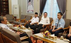 Siswi SMA di Pekanbaru Raih Perak Olimpiade Komputer Internasional, Syamsuar: Harumkan Nama Riau