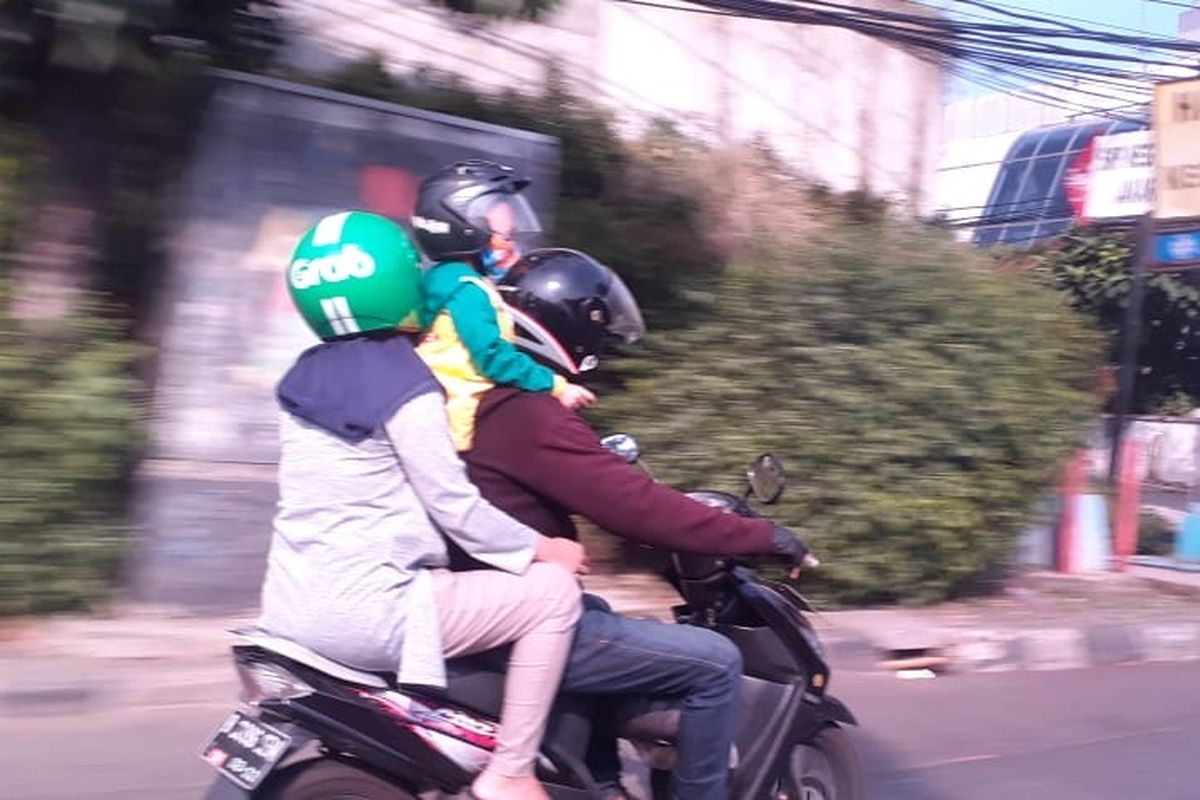 Kesalahaan pengemudi motor yang bonceng anak