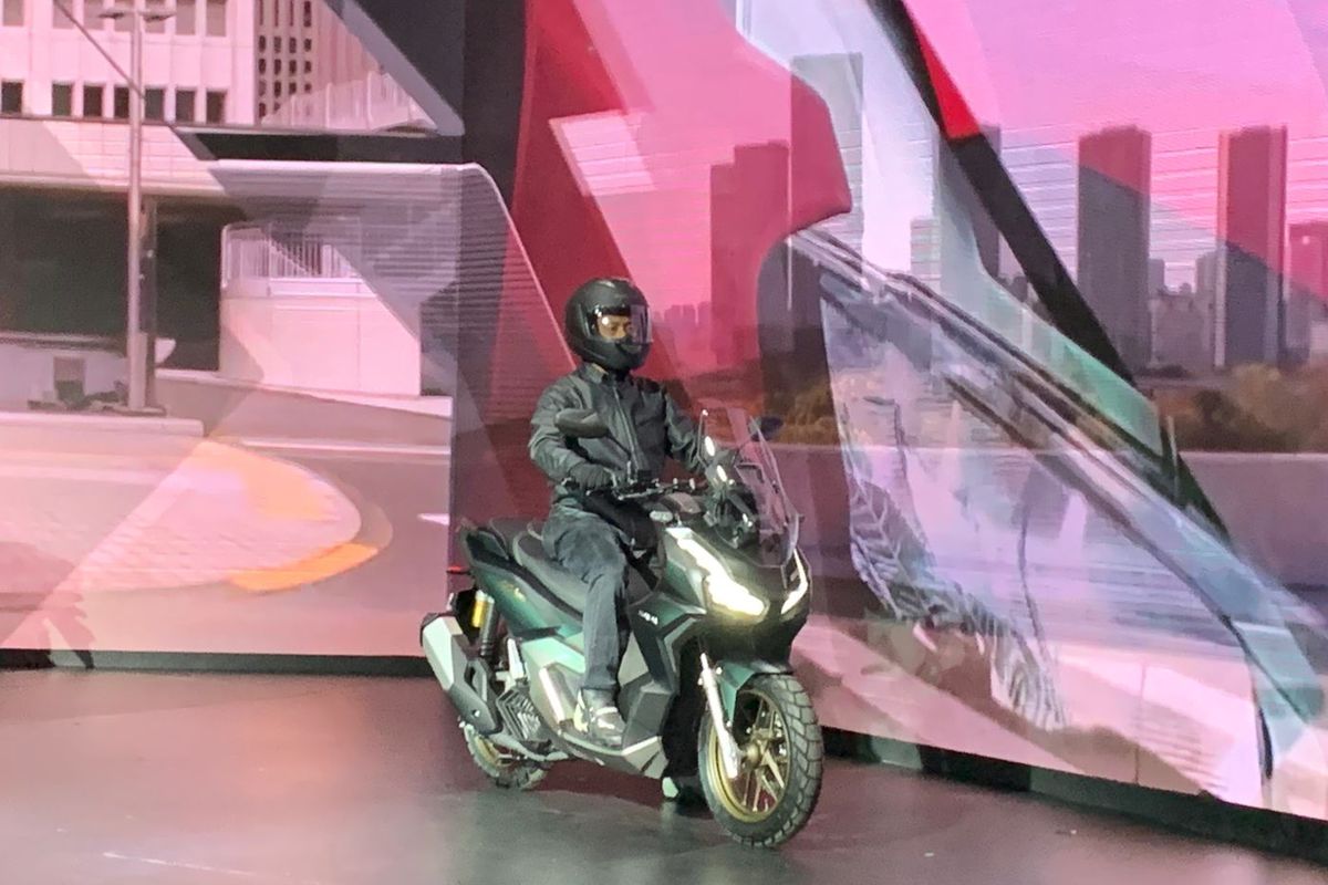 New Honda ADV 160 resmi meluncur mengadopsi mesin PCX 160.