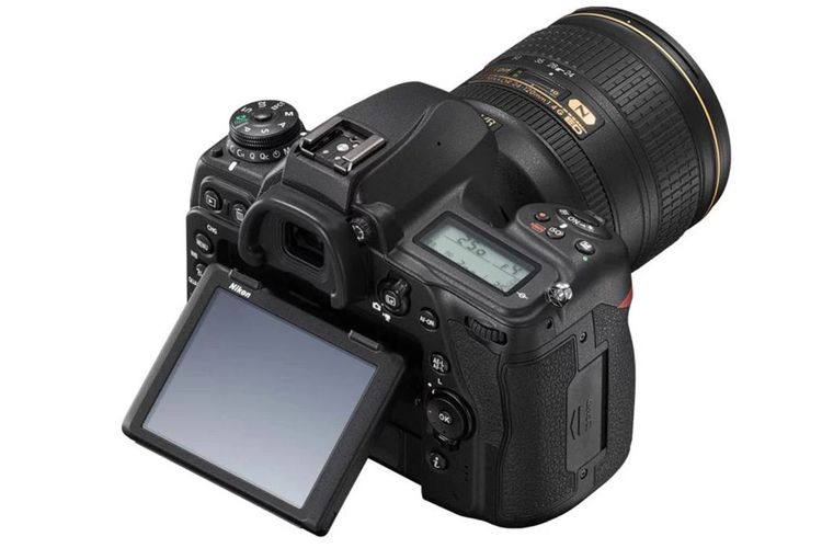 Kamera DSLR Nikon D780