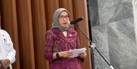 DPR-Pemerintah Sepakat Guru PPPK Paruh Waktu Jadi Penuh Waktu Mulai 2027