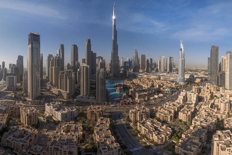 Pemandangan gedung pencakar langit di Dubai.