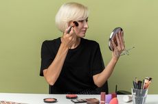 5 Kesalahan Makeup di Usia 50-an yang Harus Dihindari