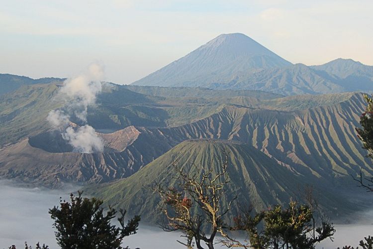  Teks  Deskripsi  Tentang  Gunung  Bromo  Dalam Bahasa Inggris 