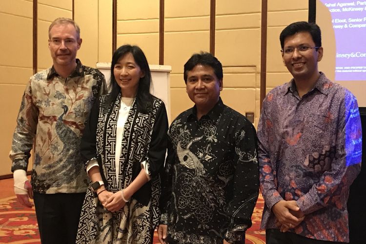 Konferensi Pers CEO Forum Embracing Industry 4.0 Opportunity di Ritz-Calrton Pacific Place Jakarta Pusat, Senin (10/12/2018)