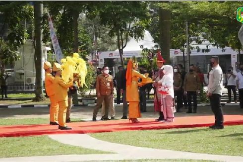 Hadiri Acara Puncak Hari Keluarga Nasional, Jokowi Didoakan Masa Jabatannya Diperpanjang