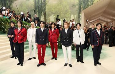 Boy group Stray Kids saat menghadiri Met Gala 2024. Tema Met Gala dari masa ke masa.