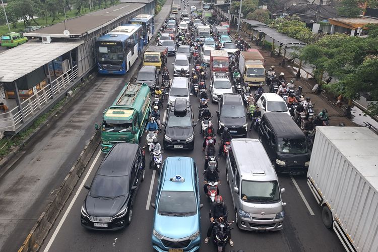 Jalan Daan Mogot Jakbar Macet Lagi, Warga: Balik ke Setelan Pabrik