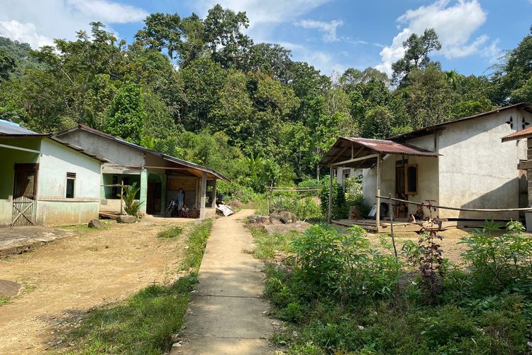 Desa di Sekadau, Kalimantan Barat, Kamis (25/9/2025). 