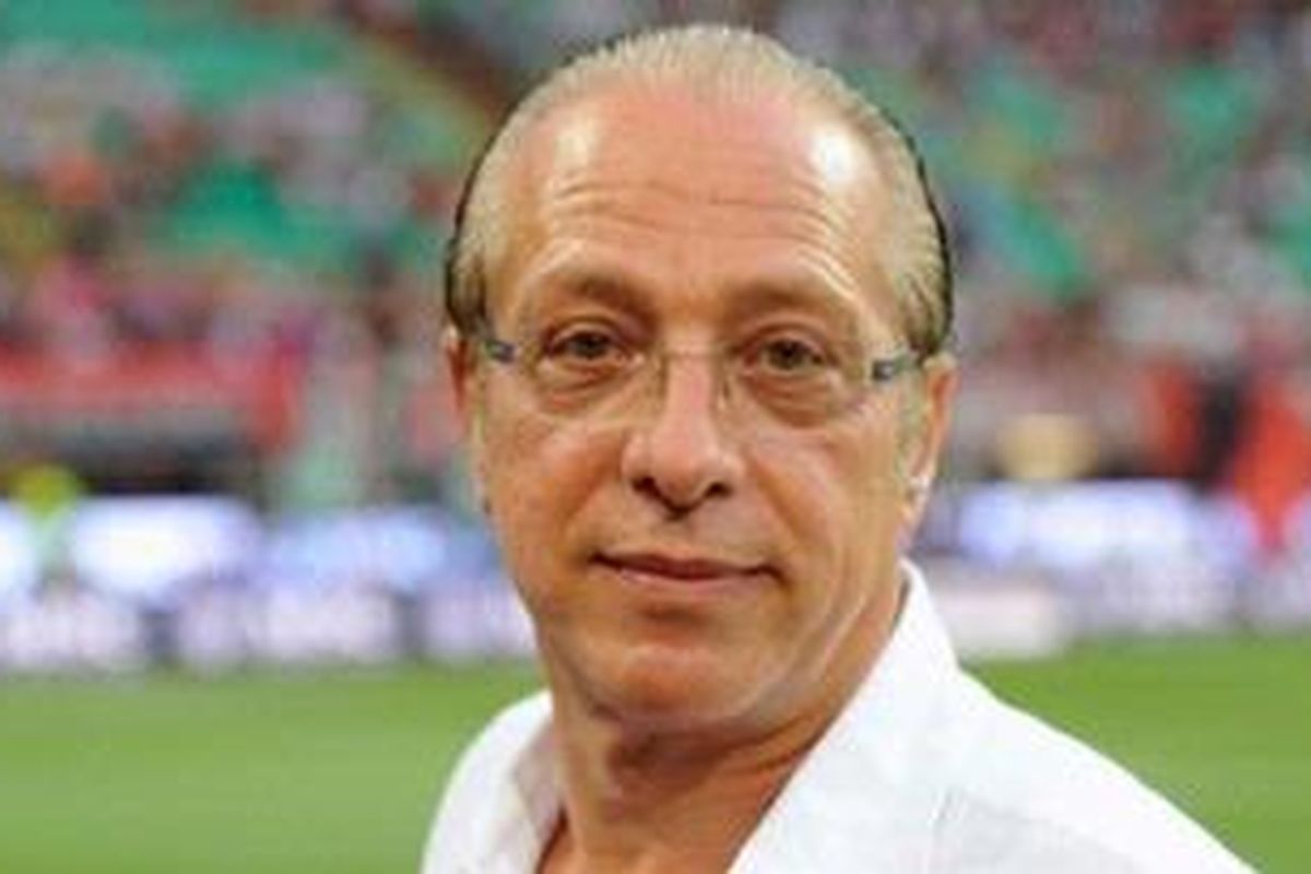 Paolo Berlusconi yang juga adik Presiden AC Milan, Silvio Berlusconi.