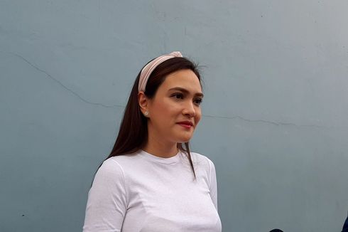 Bahagianya Shandy Aulia Rayakan Ulang Tahun Pertama sebagai Ibu