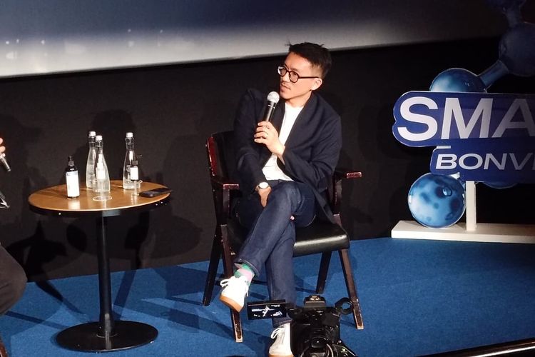 Pengusaha sekaligus penulis buku You Do You, Fellexandro Ruby, dalam peluncuran Bonvie For Men di Jakarta Pusat, Minggu (16/11/2025).