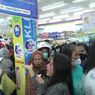 Sederet Cerita Ibu-ibu Saat Berburu Minyak Goreng, Rela Antri Berjam-jam hingga Celupkan Jari ke Tinta