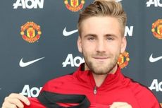 Luke Shaw Resmi Berseragam Manchester United 