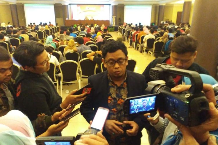 Ketua Bawaslu Jawa Barat Abdullah Dahlan 