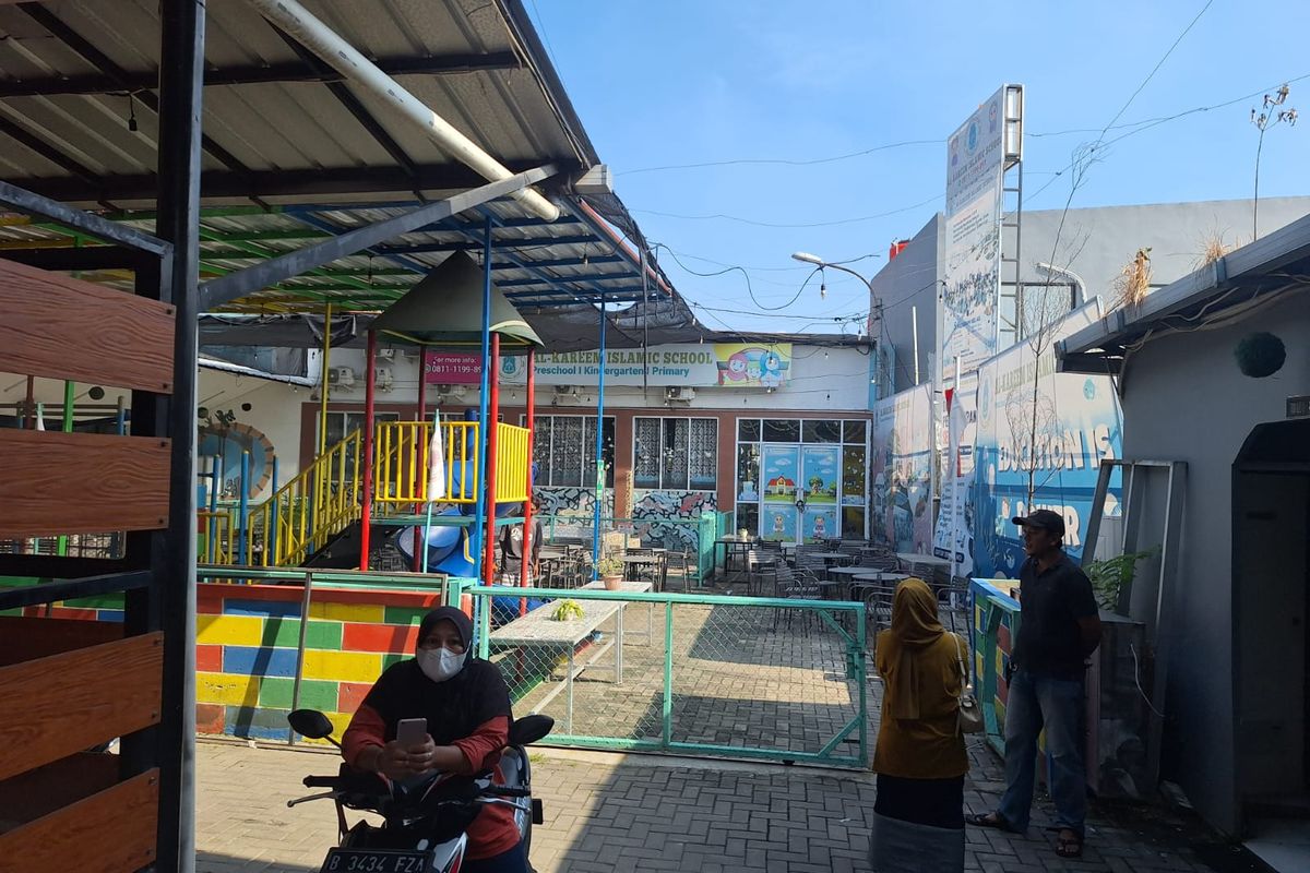 Disdik Kota Bekasi Segel Sekolah Swasta yang Diduga Bodong
