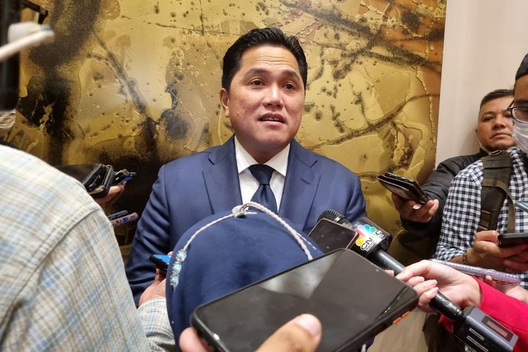 Menteri Badan Usaha Milik Negara (BUMN) Erick Thohir saat ditemui di St. Regis Hotel Jakarta, Selasa (28/2/2023). 